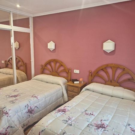 Hostal Pachin Mieres  Extérieur photo